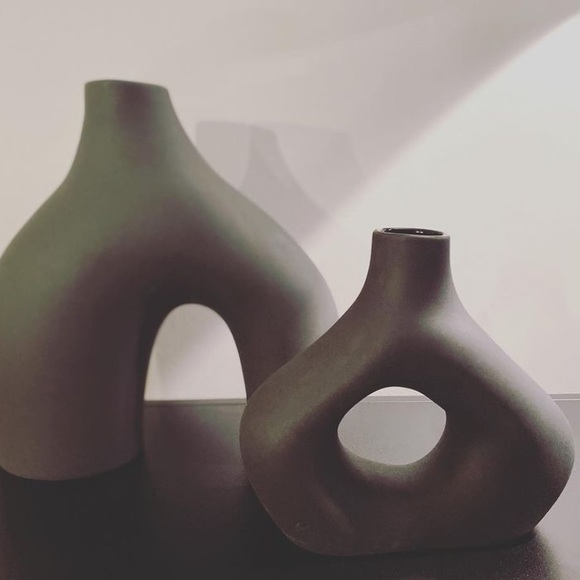 H&M Accents Hm Black Donut Vase Poshmark